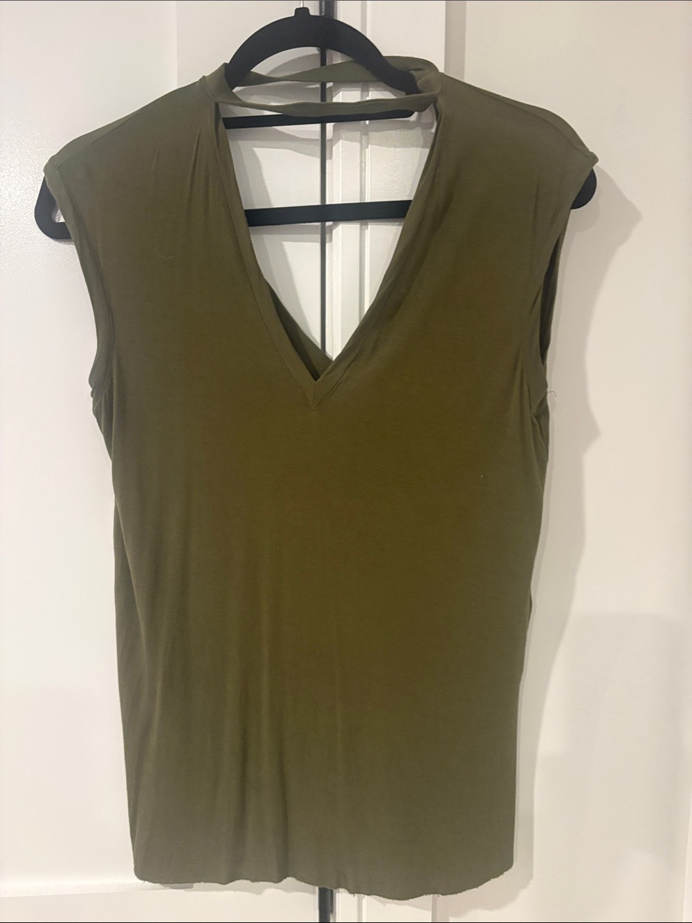 Bailey 44 Woman’s Olive Green V-Neck Sleeveless Tank Top Size XS